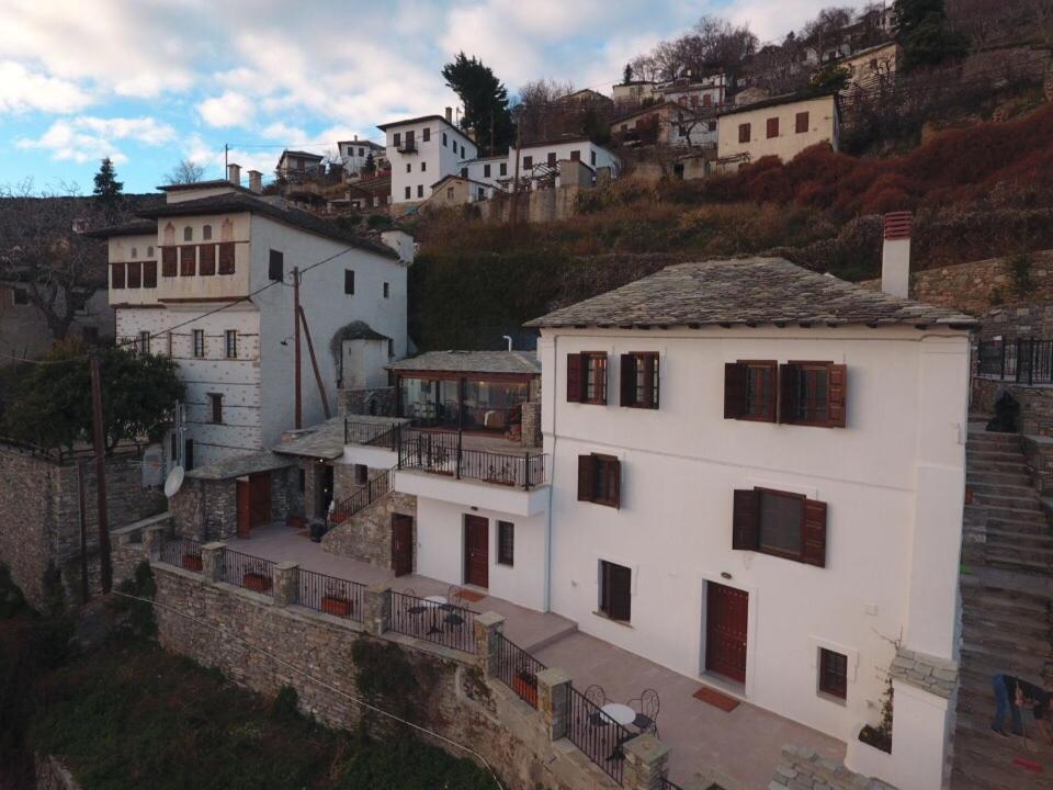 1822 Makrinitsa Suites Esterno foto